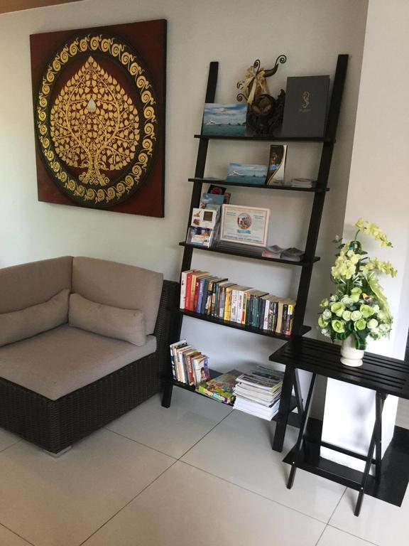 West Key Kamala Apartment Bagian luar foto