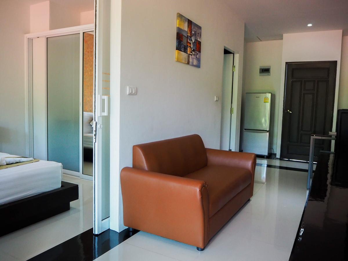 West Key Kamala Apartment Bagian luar foto