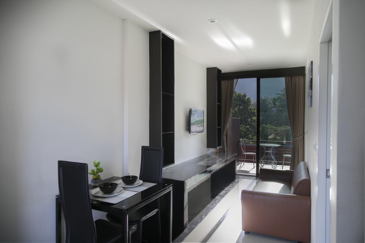 West Key Kamala Apartment Bagian luar foto